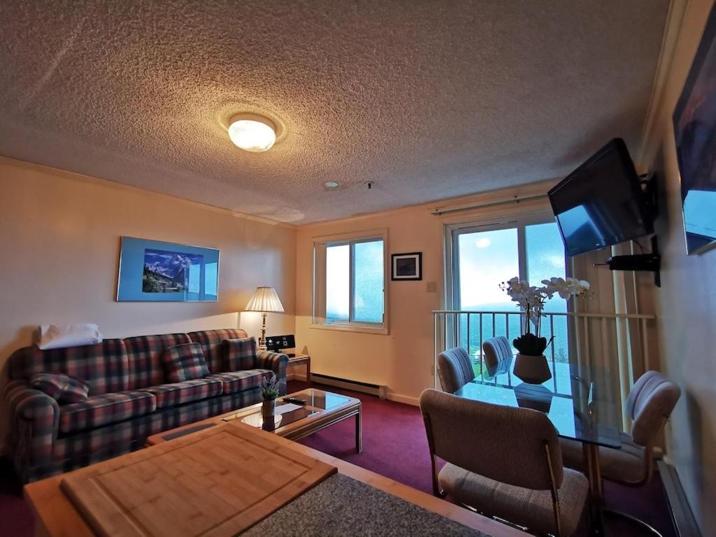 Enjoy The Long Range View, Ski In N Out Top Of The Mountain Condo Snowshoe Exterior photo