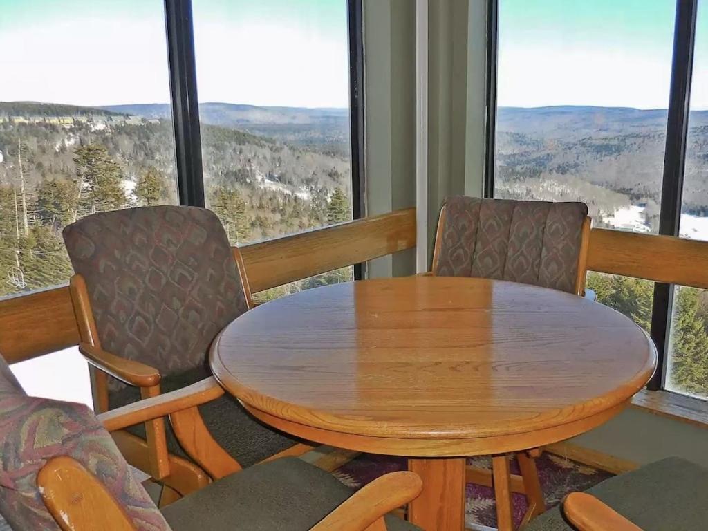 Enjoy The Long Range View, Ski In N Out Top Of The Mountain Condo Snowshoe Exterior photo